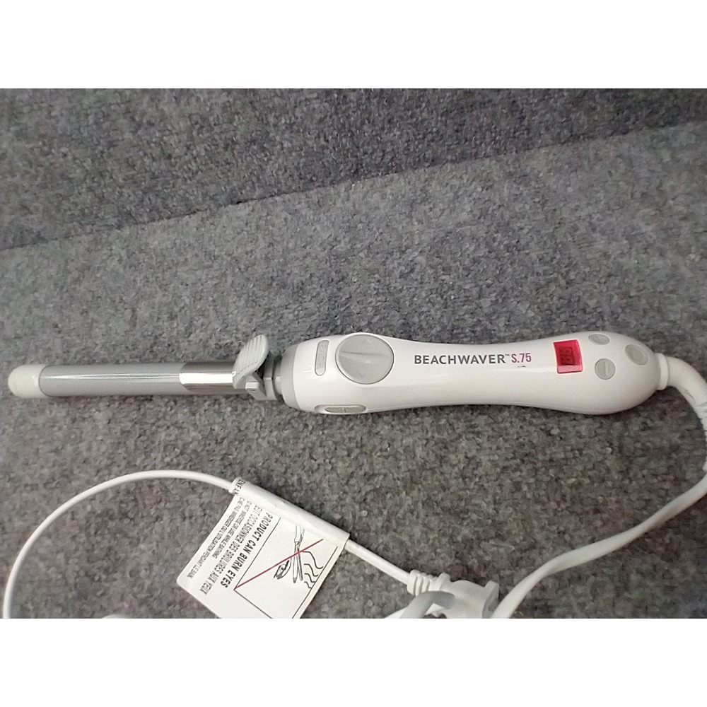 Beachwaver Rotating Curling Iron Women .75in White S.75 Dual Voltage DV1139BX